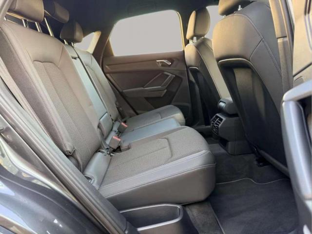 Audi Q3 image 1