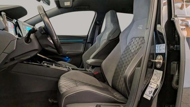 Volkswagen Golf image 2