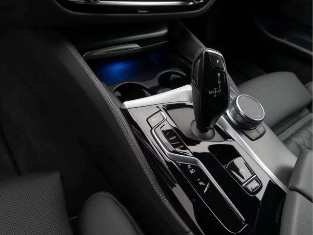 Bmw 530 image 8