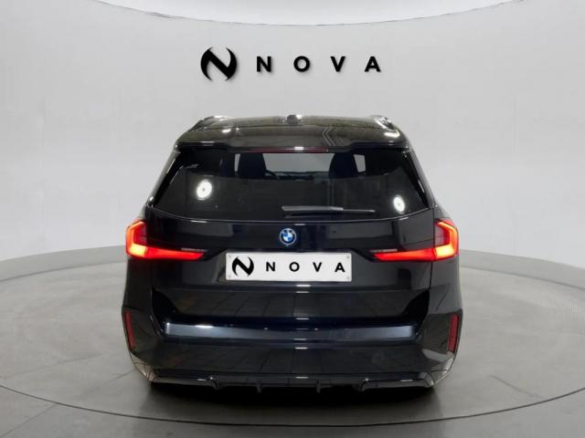 Bmw Ix1 image 3
