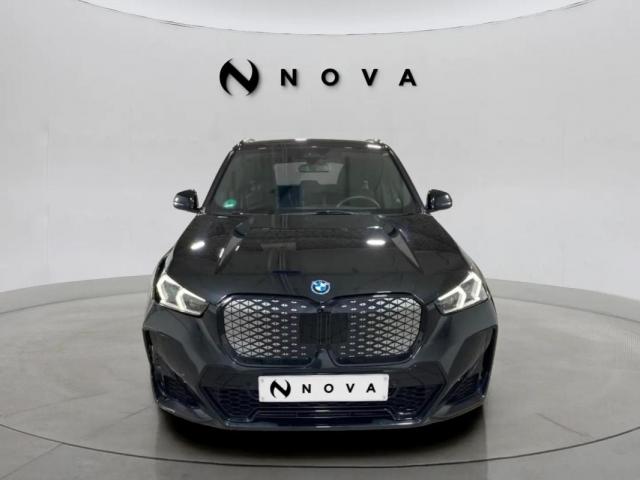 Bmw Ix1 image 5