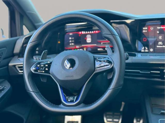 Volkswagen Golf image 1