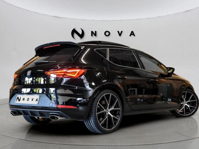 Seat Leon image 1