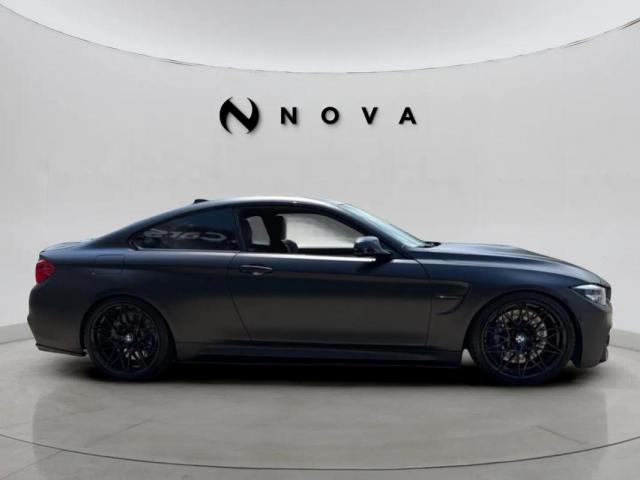 Bmw M4 image 2