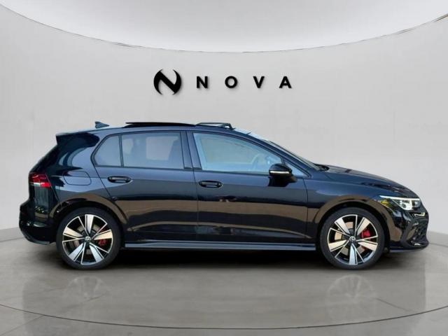 Volkswagen Golf image 9