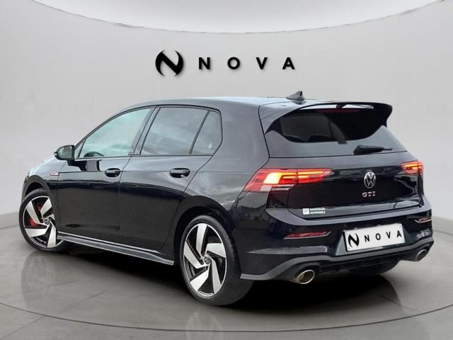 Volkswagen Golf image 9