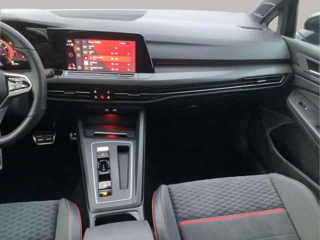 Volkswagen Golf image 6