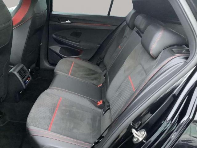 Volkswagen Golf image 8