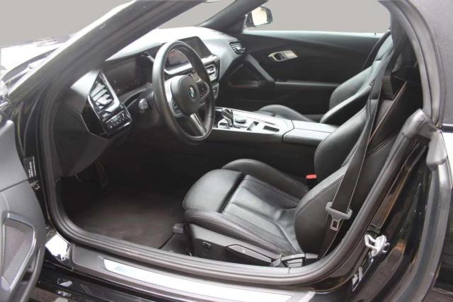 Bmw Z4 image 6