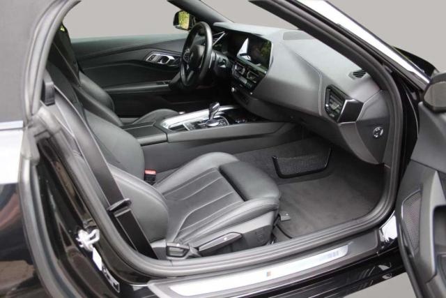 Bmw Z4 image 2