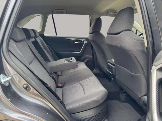 Toyota Rav4 image 4