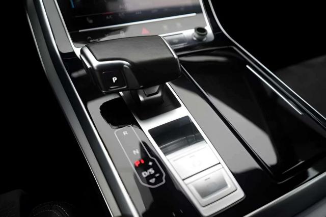 Audi Q7 image 3