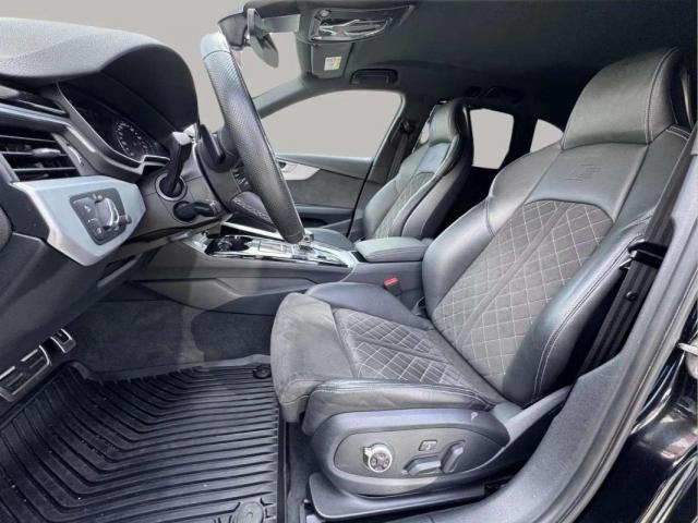 Audi A4 image 4