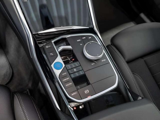 Bmw I4 image 5