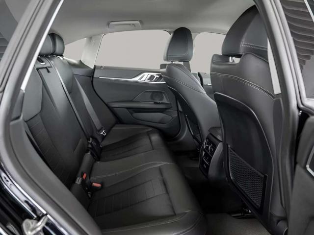 Bmw I4 image 3