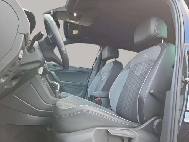 Volkswagen Tiguan image 8