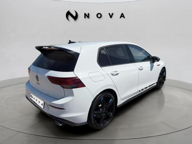 Volkswagen Golf image 9