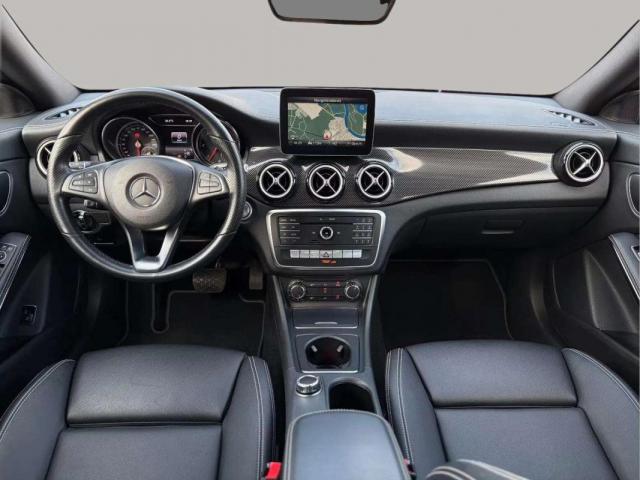 Mercedes Benz Cla image 6