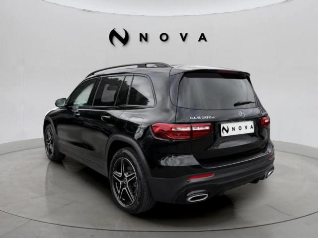 Mercedes Benz Glb image 2