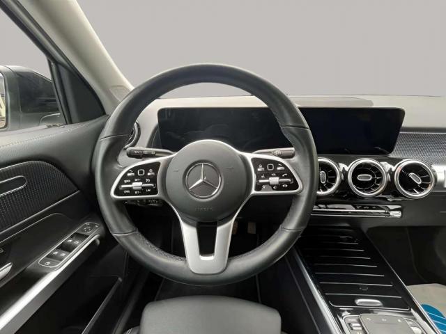 Mercedes Benz Glb image 9