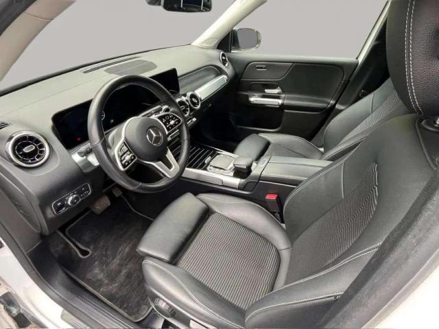 Mercedes Benz Glb image 8