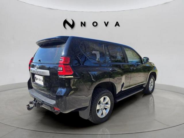 Toyota Land Cruiser image 4