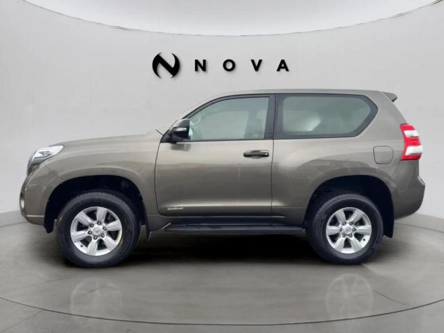Toyota Land Cruiser image 5