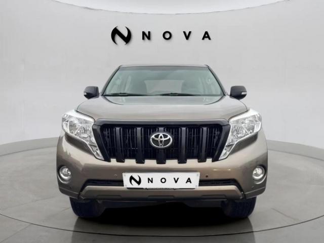 Toyota Land Cruiser image 8