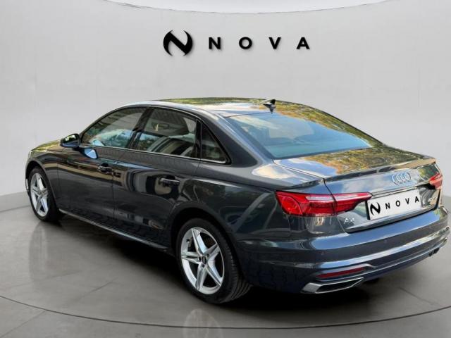 Audi A4 image 4