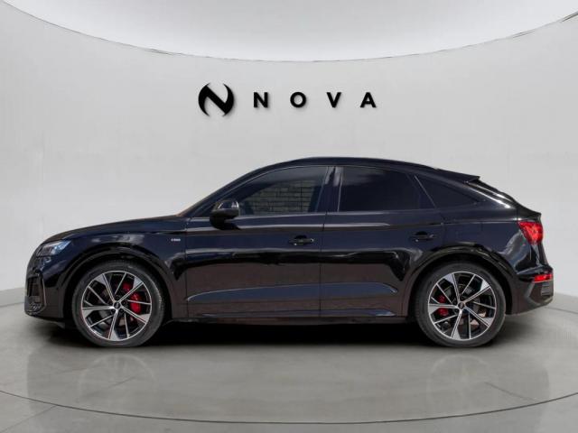 Audi Q5 Sportback image 2