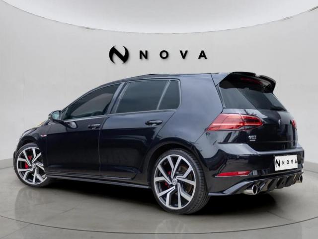 Volkswagen Golf image 6