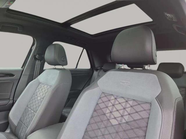 Volkswagen T-Roc image 7