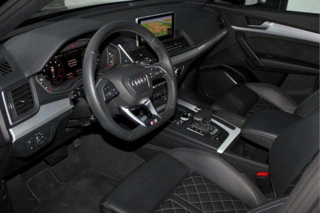 Audi Q5 image 1