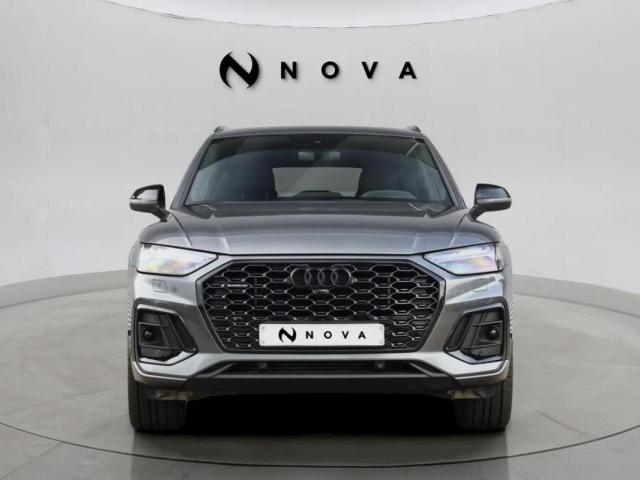 Audi Q5 image 1