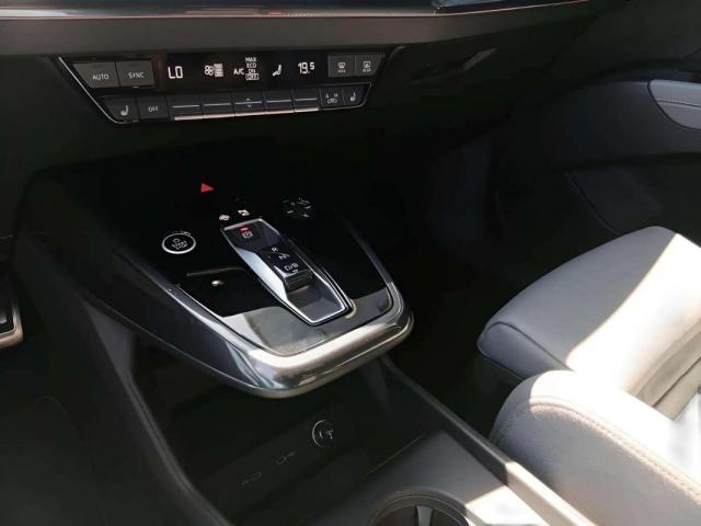 Audi Q4 Sportback E-Tron image 6