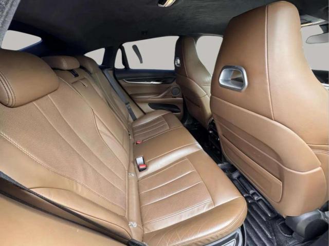 Bmw X6 image 4
