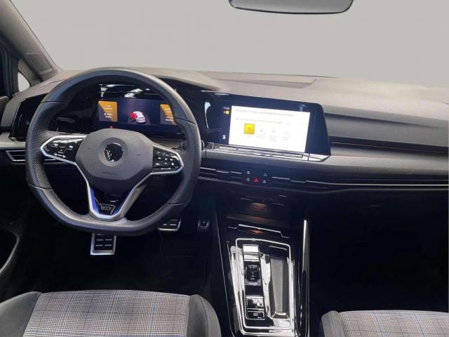 Volkswagen Golf image 1