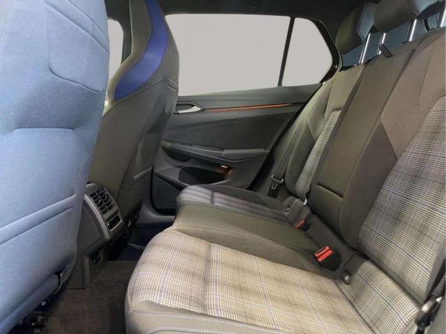 Volkswagen Golf image 2