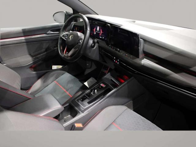 Volkswagen Golf image 7