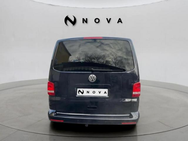Volkswagen Multivan image 8