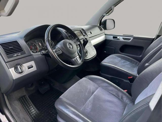 Volkswagen Multivan image 7