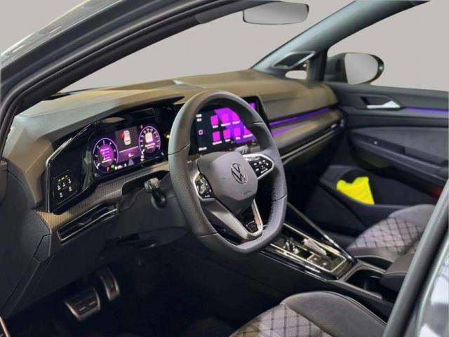 Volkswagen Golf image 2