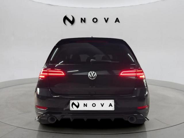 Volkswagen Golf image 6