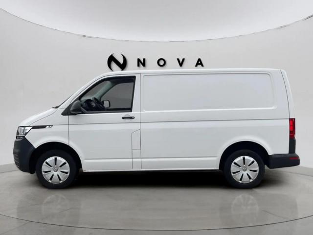 Volkswagen Transporter image 9