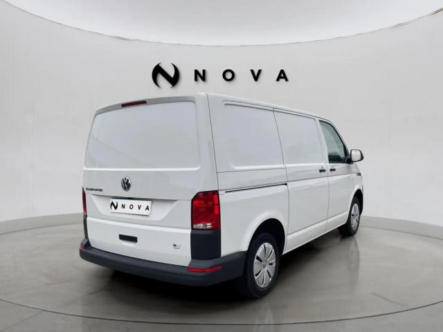 Volkswagen Transporter image 5