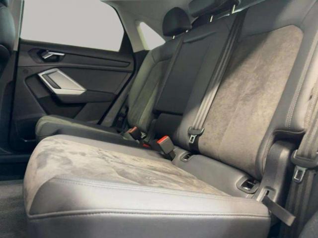 Audi Q3 image 4