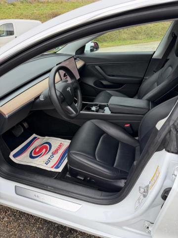 Tesla Model 3 image 5