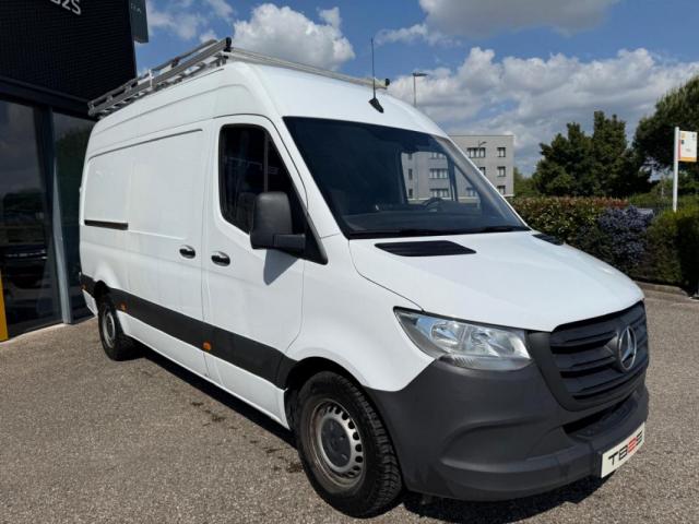 Mercedes Benz Sprinter image 9