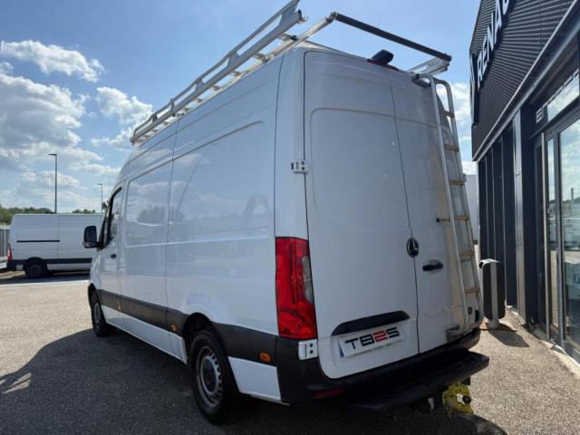 Mercedes Benz Sprinter image 7