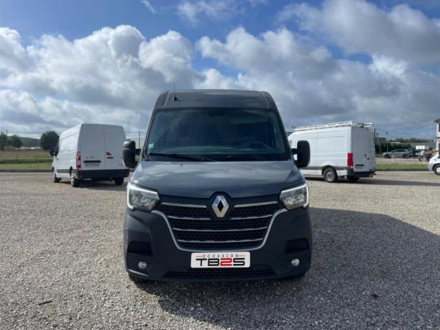 Renault Master image 2